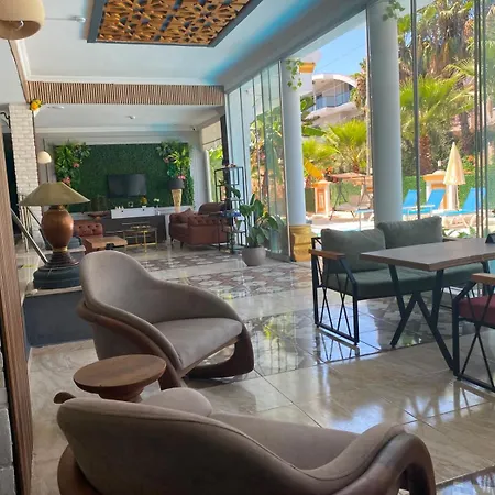 Hotell Dolunaydin 3*